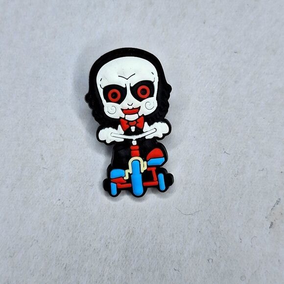 Jigsaw Creepy jibbit shoe pin charm for crocs Halloween accessory - Picture 1 of 3